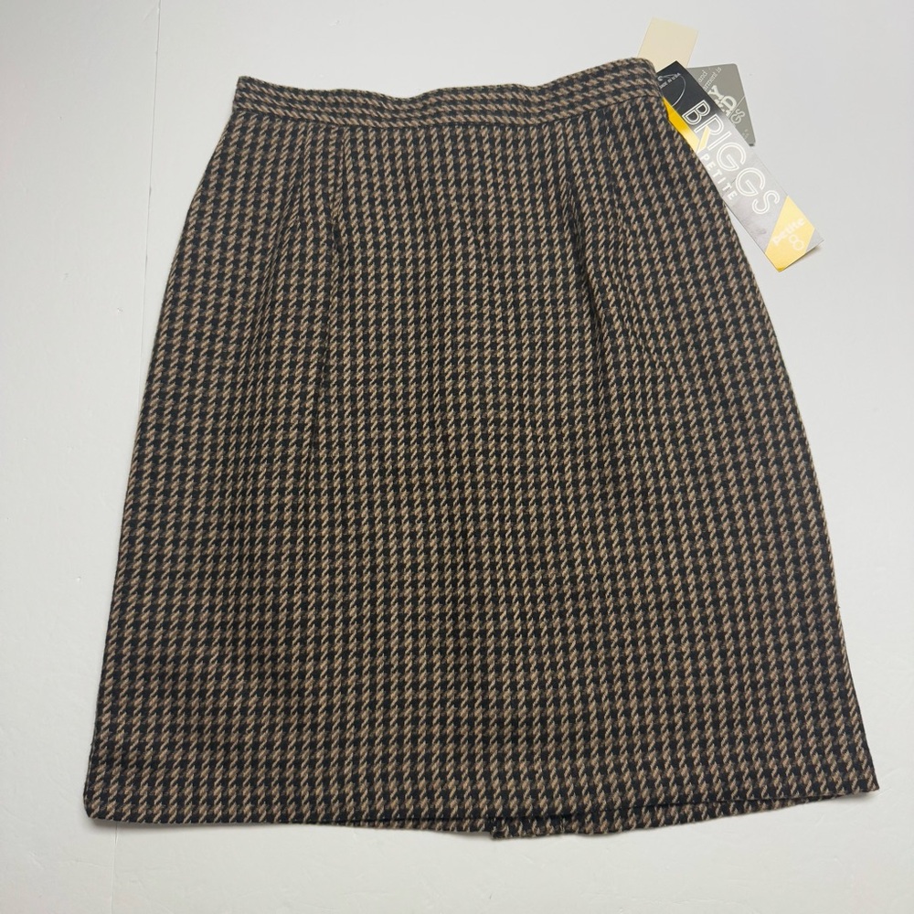 Vintage BRIGGS NY Fully Lined Wool Blend Brown Pencil Skirt Size: 8P Made In USA - Picture 1 of 12